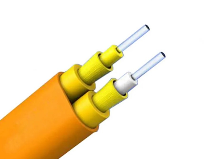 Kabel serat optik dalam ruangan mode tunggal/multi mode dengan anggota kekuatan benang aramida dan bahan lapisan dalam PVC/LSZH