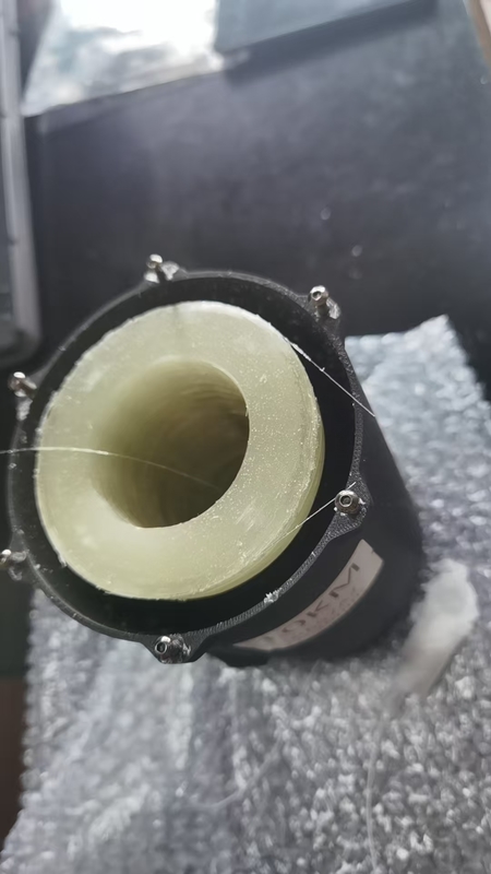 Bahan Jaket Lapisan Rahasia FPV Quadcopter Drone 25km/roll Internal To External Wiring FC Connector Type Untuk Kekuatan Tarikan Tinggi